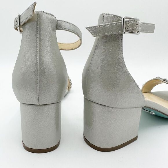 Betsey Johnson Women's Mel Jeweled Block Heels Sandals Silver Sz 8.5 WIDE - Picture 7 of 15